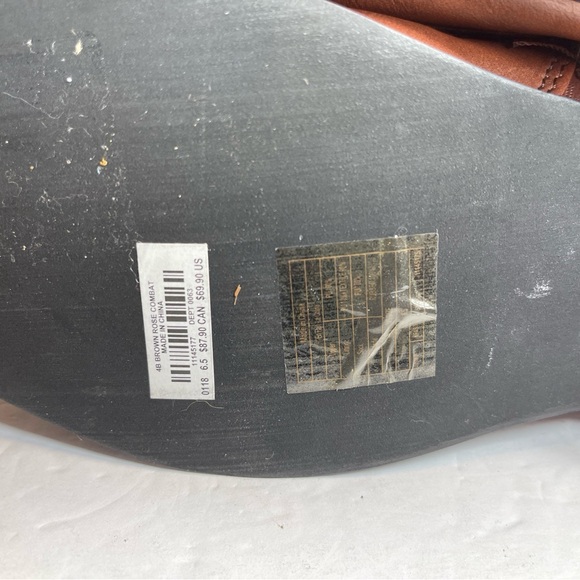 NEW ! Ladies size 6.5 Torrid Rose Embossed Combat Boots - Brown Faux Leather - Picture 12 of 16